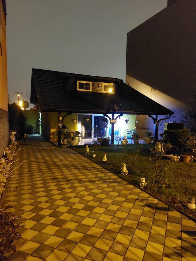 Queen House Apartman ซาเกร็บ ภายนอก รูปภาพ